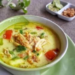 Soto Ayam Kuah Santan