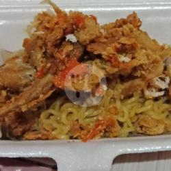 Mie Goreng Ayam Geprek