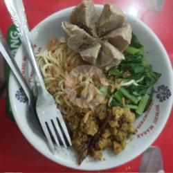 Mie Ayam Bakso Bogem