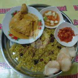 Nasi Minyak Ayam Kari