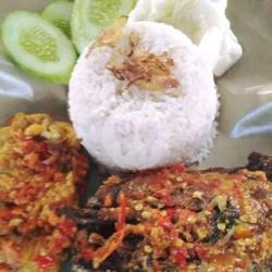 Bebek Bakar Sambel Jingkrak  Dada   Nasi