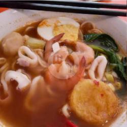 Seafood Prawn Mee