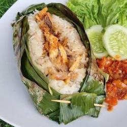 Nasi Bakar Ayam Goreng Suwir