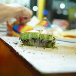 Pandan Keju Kacang