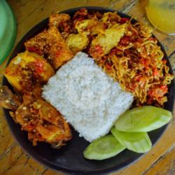 Dmie Ayam Telor Tempe Tahu Keprek