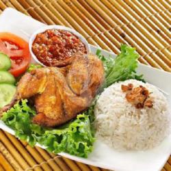 Pecel Ayam (dada Sayap)   Nasi   Free Es Teh Manis