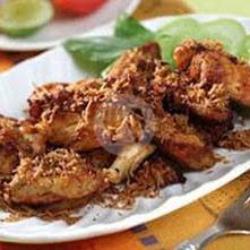 2 Pcs Ayam Gepuk Serundeng