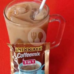 Kopi Indocaffe (dingin)