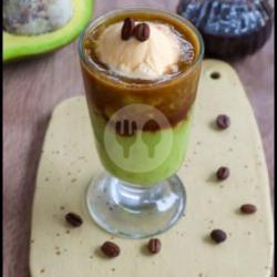 Avocado Kopi Eskrim