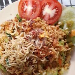 Nasi Goreng Gila Teri