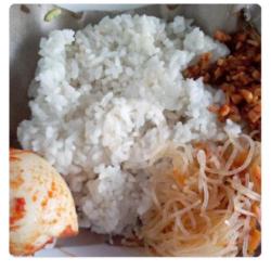 Nasi Uduk Telor Balodo