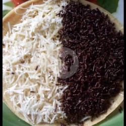 Martabak Setengah Keju Setengah Campur