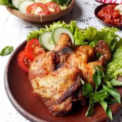 Olahan Ayam Goreng Paket Komplit