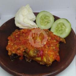 Dada Penyet Tanpa Nasi Sambel Ngoceh