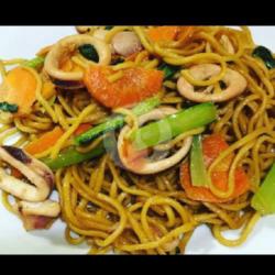 Mie Goreng Cumi