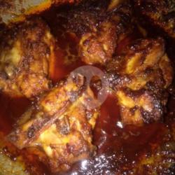 2 Potong Ayam Goreng Bumbu Kering Sambal