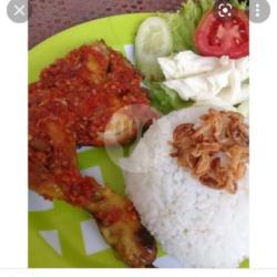 Nasi Timbel Ayam Penyet Sambel Bawang