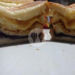 Roti Bakar Rasa Coklat Dan Nanas