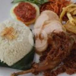 Nasi Rames Ayam Goreng