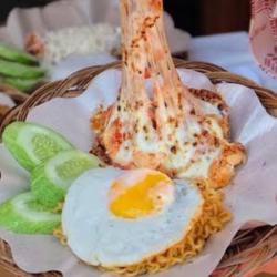 Indomie Geprek Telor Mozzarella