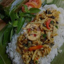 Nasi Bakar Ayam Suwir Pete Kemangi