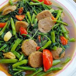 Cah Kangkung Bakso