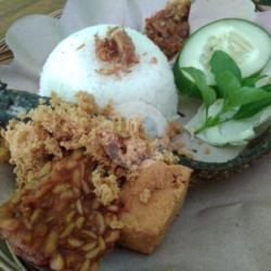 Nasi Lele Penyet/ Kremes