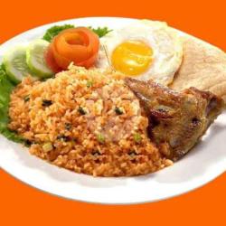 Nasi Goreng   Ayam Penyet   Tempe Goreng   Jus Jeruk