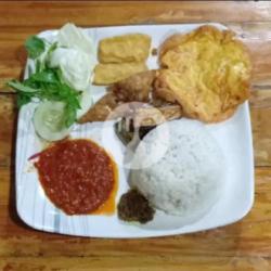 Nasi Tahu Tempe Telor