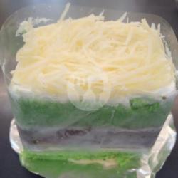 Pandan Keju Cake Slice