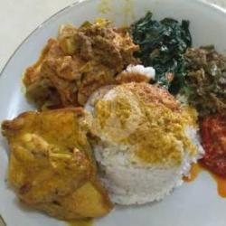 Nasi Padang Lauk Gulai Ayam