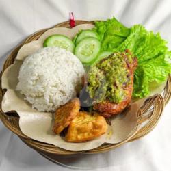 Paket Geprek Ayam Goreng Sambal Ijo