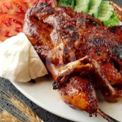 Bebek Bakar Utuh