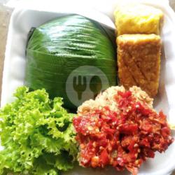 Nasi Timbel Ayam Krispy Sambel Korek Kumplit