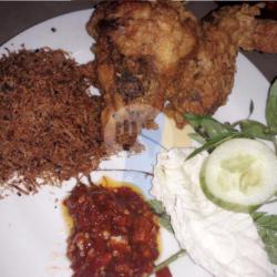 Paket Special Nasi Ayam Geprek Serundeng Garut