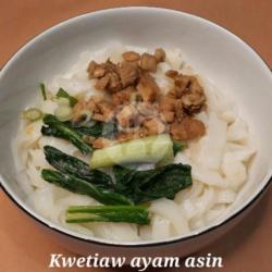 Kwetiaw Ayam Asin