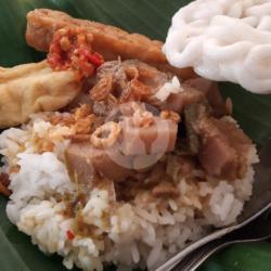 Nasi Pincuk Lodeh Tewel