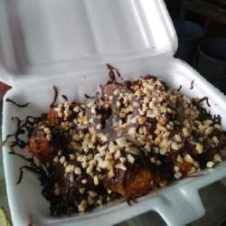 Pisang Coklat Kacang