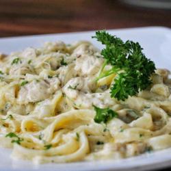 Fettuccine Alfredo