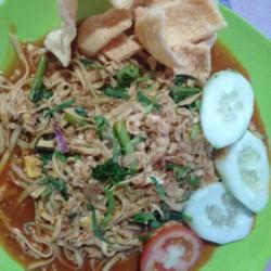 Ivo Mie Basah