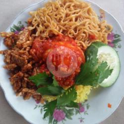 Nasi Kuning Telur Utuh