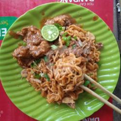 Mie Setan Tulang