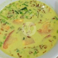 Soto Paru Sapi Kuah Santan