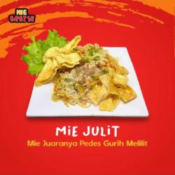 Mie Julit (juaranya Pedas Gurih Melilit)