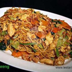 Mie Goreng Kriting Campur Telor Kocok