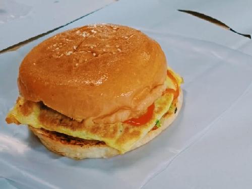 Burger Me Dan, Raden Intan