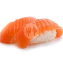 Salmon Sushi