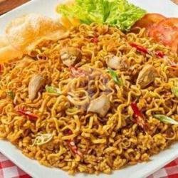 Nasi Goreng Mawut Ikan Asin