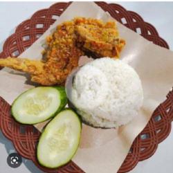 Chicken Wings   Nasi Sambel Geprek/sambel Bawang Pedas