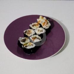 Salmon Skin Roll